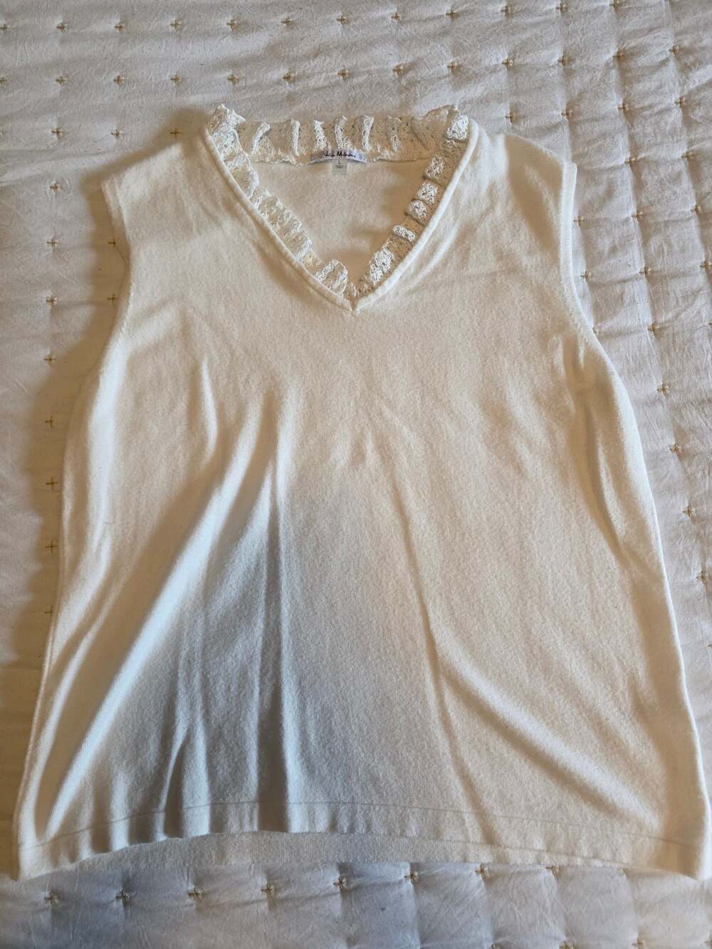 Vila Milano Women's White‎ Sleeveless Knit Tank Top with Lace Trim V-Neck